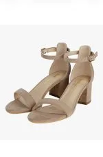 Zapatos de tacón beige para mujer en Holguín